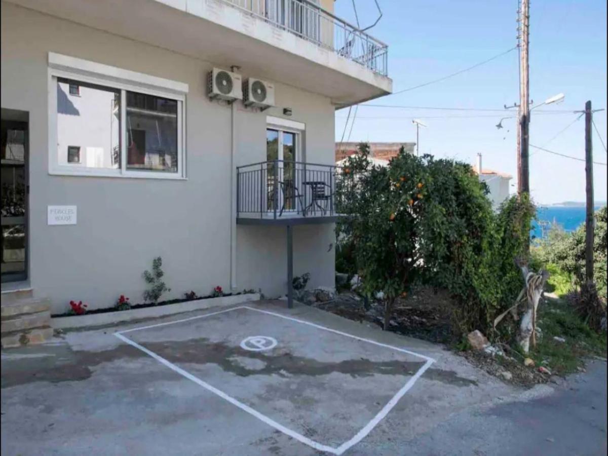 Mimikas Apartment Pylos Buitenkant foto